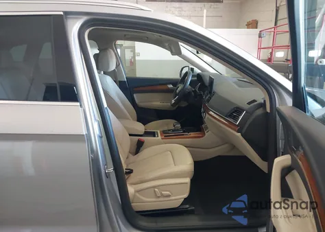 2021 Audi Q5 Premium 45 Tfsi Quattro S Tronic из США, поврежденный, VIN WA1AAAFY6M2108521